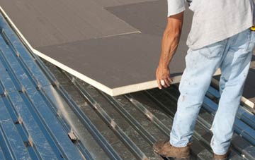 benefits of insulating Ceann A Gharaidh flat roofing